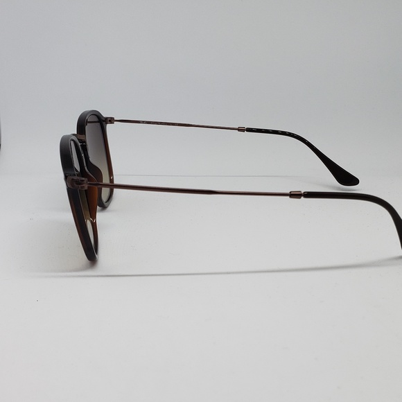 Ray-Ban Sunglasses Silver Mirrored Lens - Picture 6 of 8